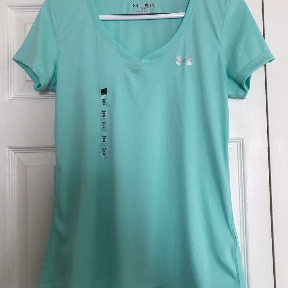 NWT Under Armour Top